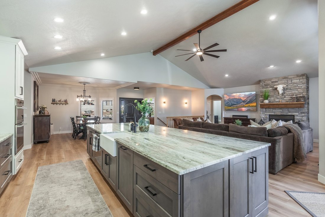Coeur d'Alene, Idaho, United States 5 - 18464262