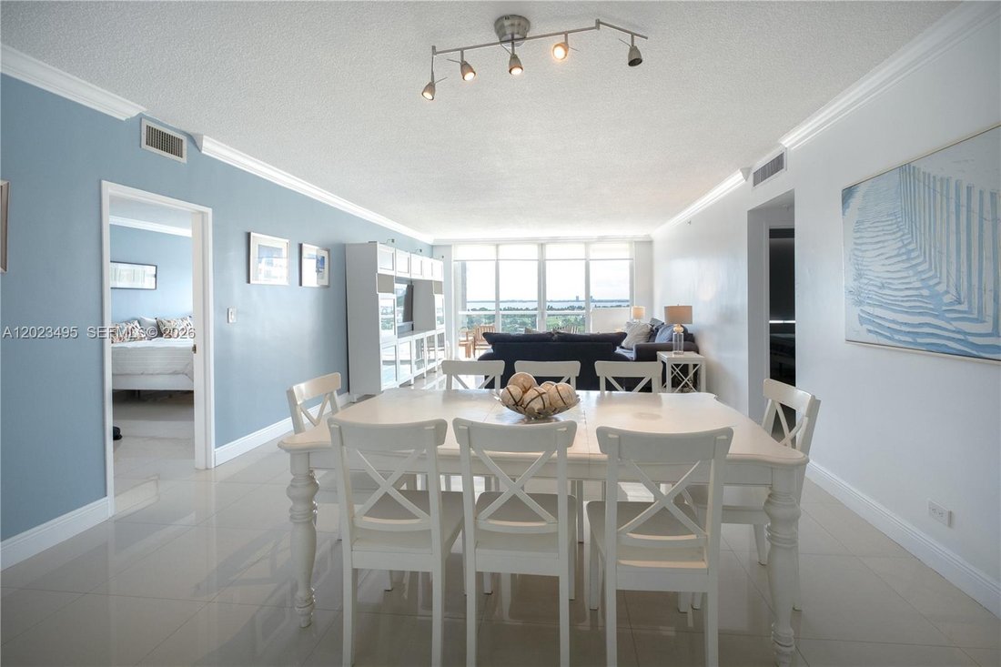 Condo in Miami Beach, Florida, United States 1 - 18456115
