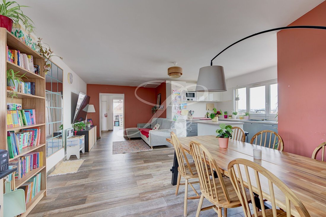 Apartment in Napoleon, Maisons-Laffitte, France 3 - 18468120