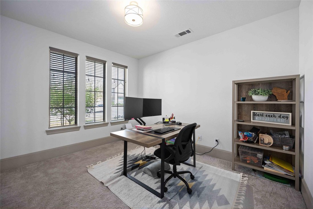 House in Katy, Texas, United States 5 - 18463695