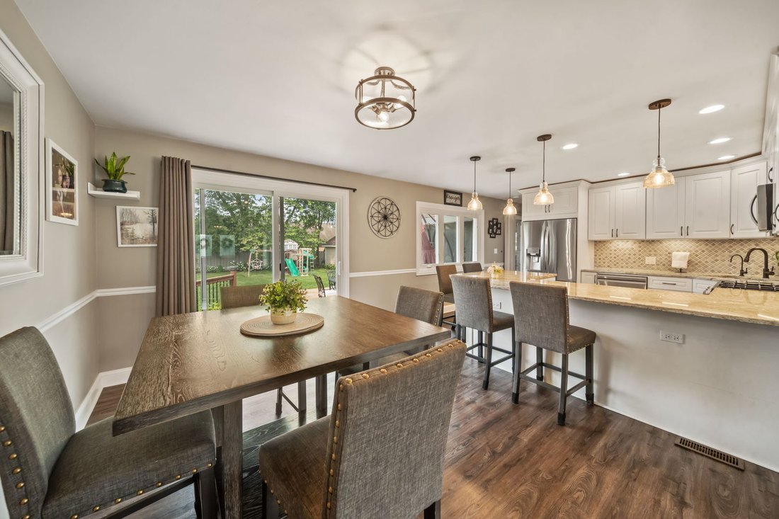 House in Bloomingdale, Illinois, United States 5 - 18456263