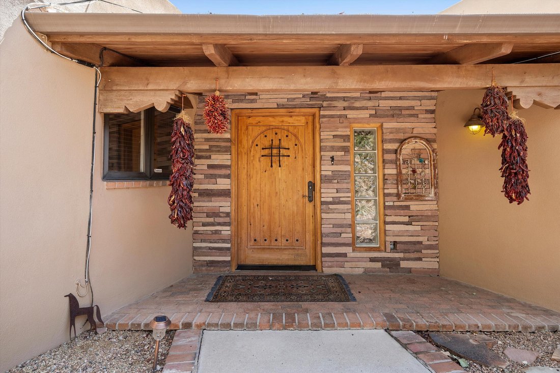 House in Los Ranchos de Albuquerque, New Mexico, United States 1 - 18459000