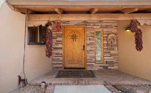 House in Los Ranchos de Albuquerque, New Mexico, United States 1