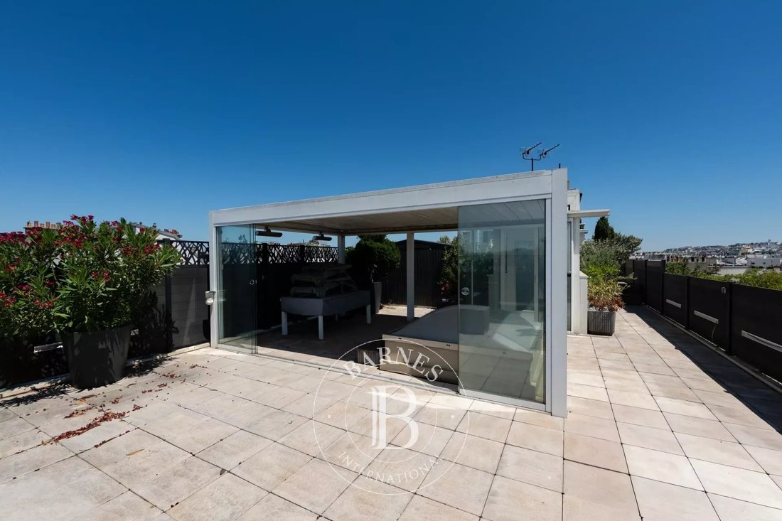 Apartment in Courcelles-Wagram, Paris 17e Arrondissement, Paris 3 - 18405175