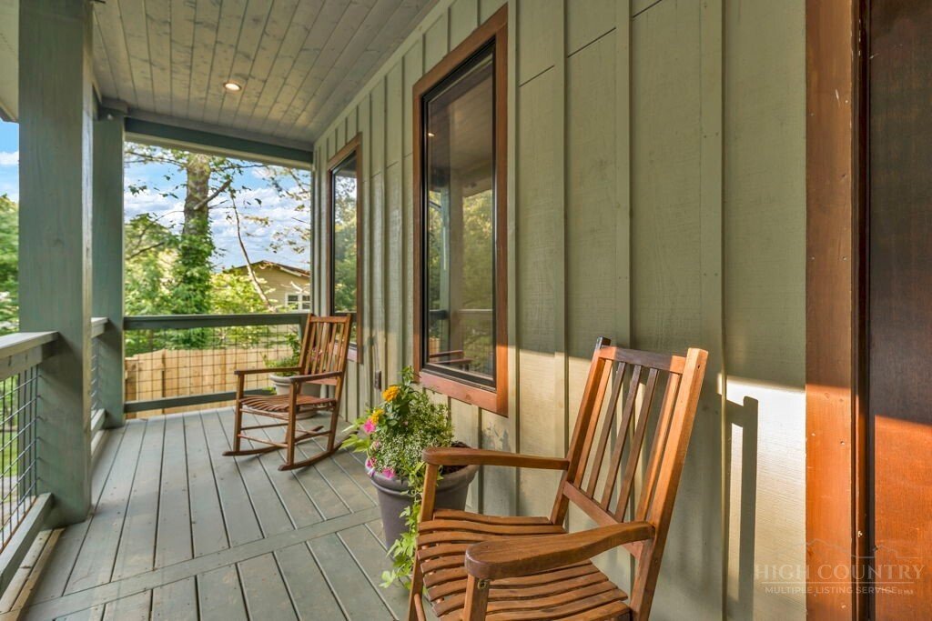 House in Cove Creek, North Carolina, United States 4 - 18458273