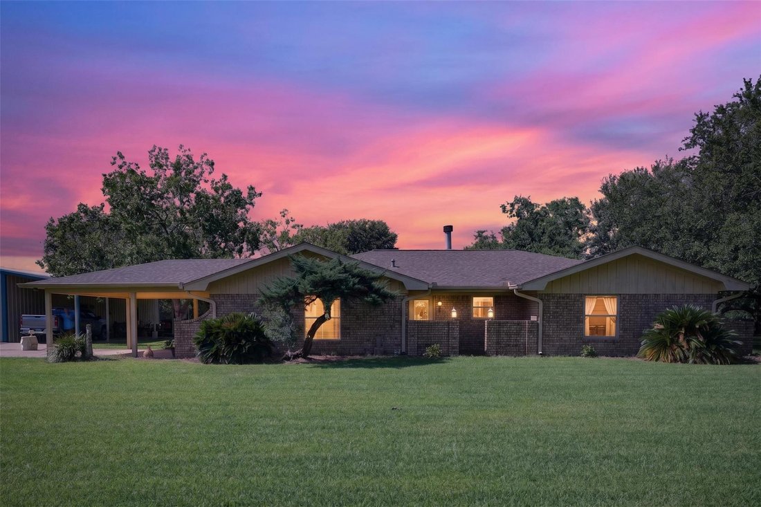 House in Winnie, Texas, United States 2 - 18465736