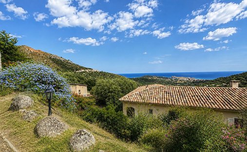 Villa in Santa-Reparata-di-Balagna, Corsica, France 1