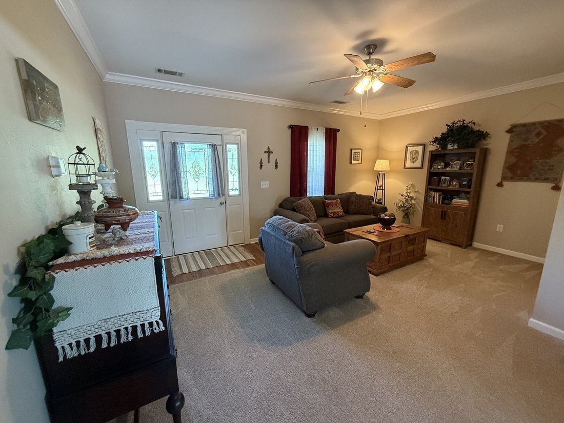 Hartsville, Tennessee, United States 3 - 18456180
