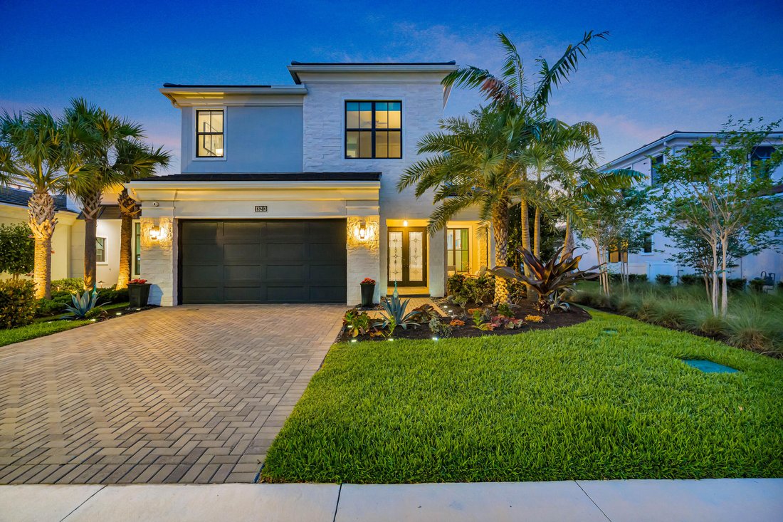 House in Palm Beach Gardens, Florida, United States 2 - 18460377