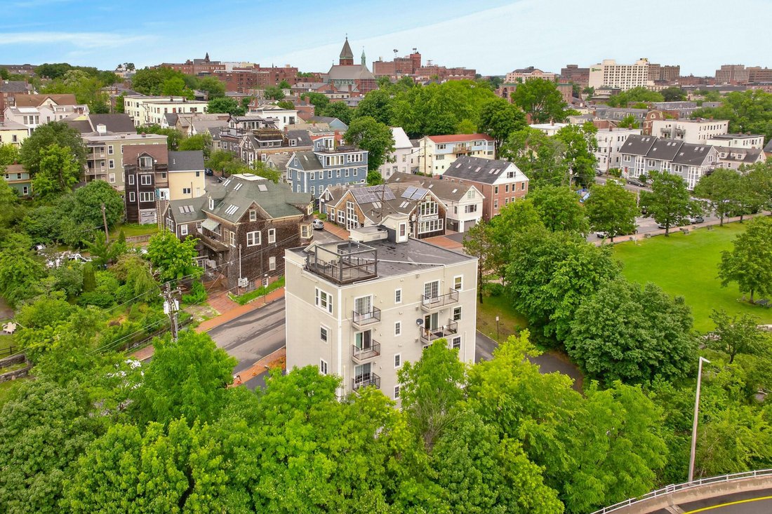 Condo in Portland, Maine, United States 4 - 18464265