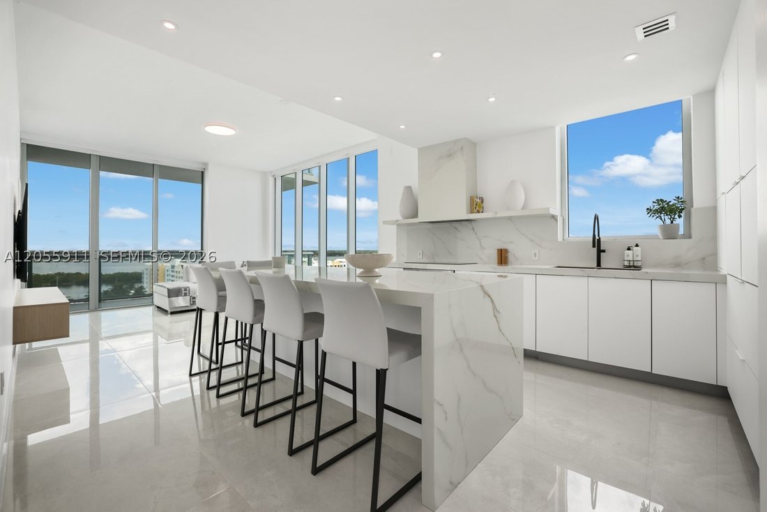 Condo in Miami Beach, Florida, United States 1 - 18465803
