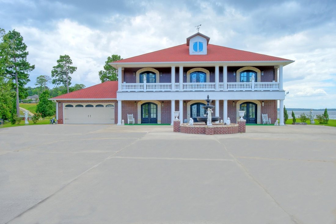 House in Many, Louisiana, United States 5 - 18459875