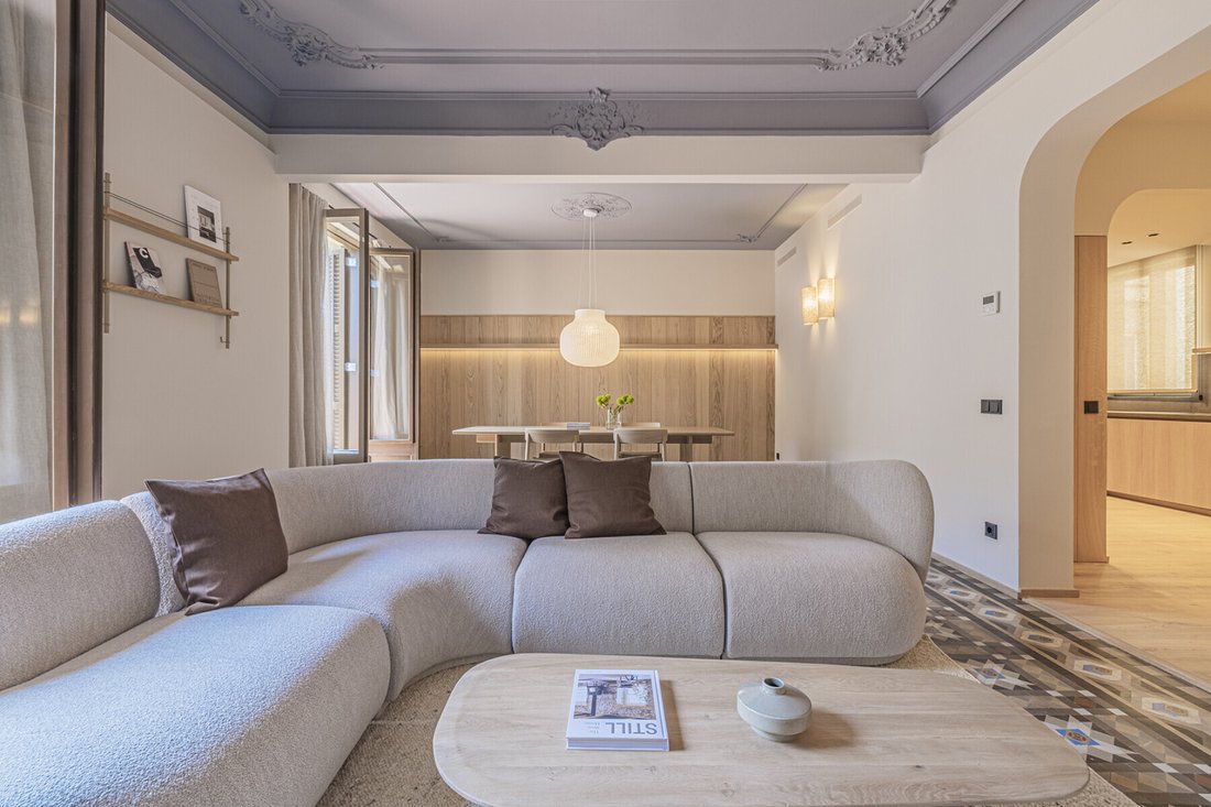 Apartment in Eixample, Barcelona, Spain 2 - 18471314