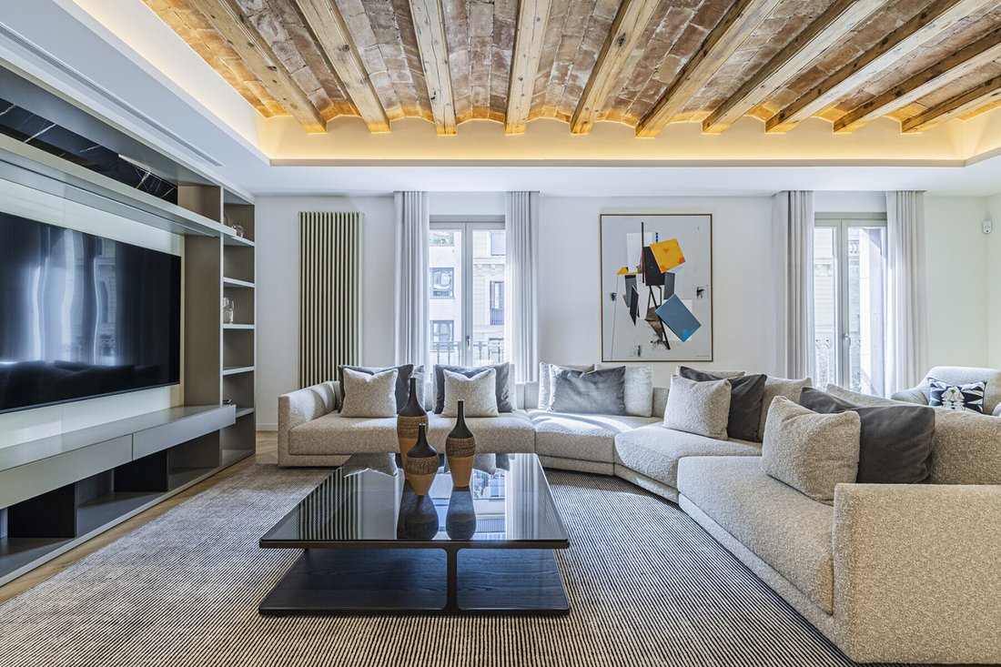 Apartment in Eixample, Barcelona, Spain 2 - 18471475