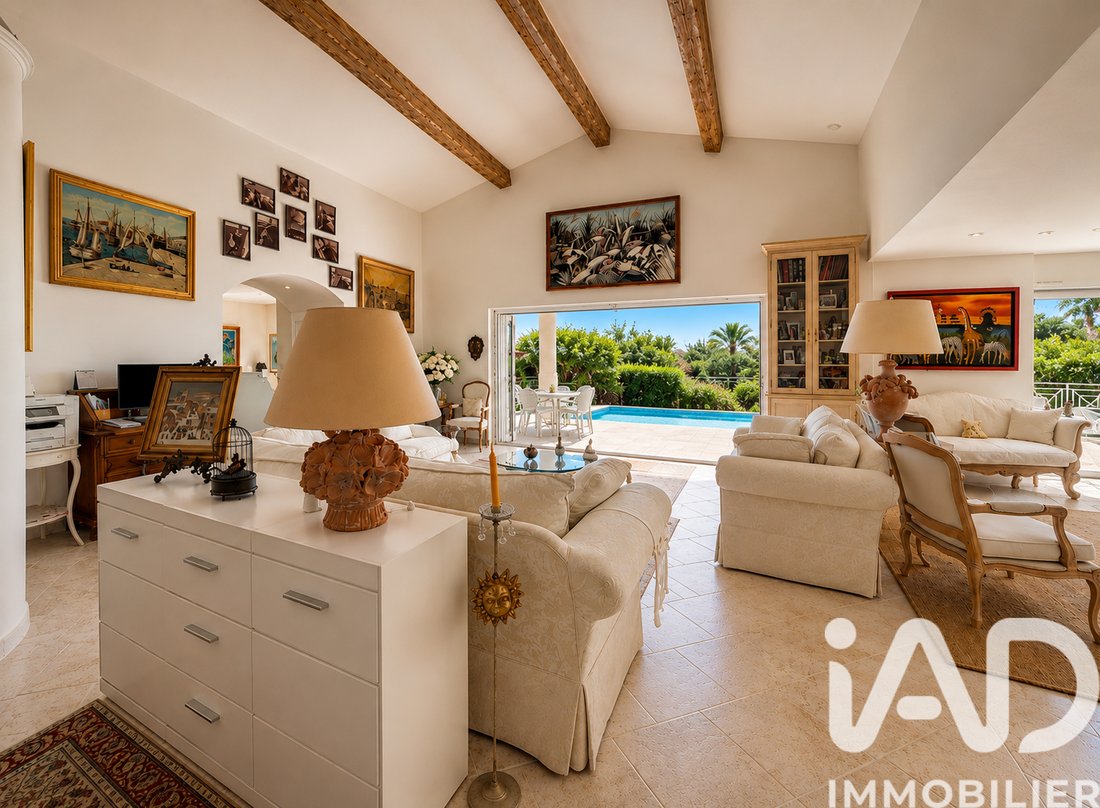House in Grimaud, Provence-Alpes-Côte d'Azur, France 2 - 18076634
