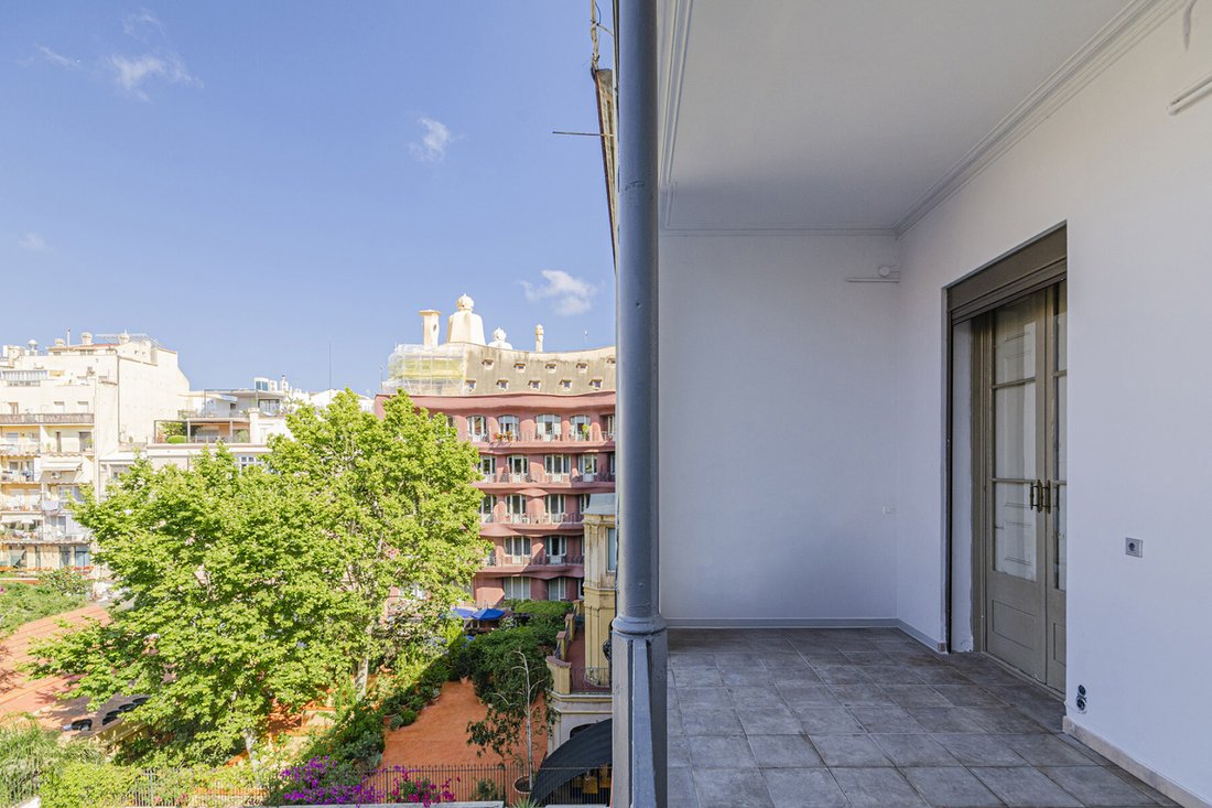 Apartment in Ciutat Vella, Barcelona, Spain 2 - 18471834