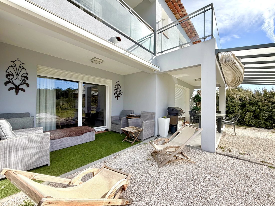 House in La Motte, Provence-Alpes-Côte d'Azur, France 2 - 18455521