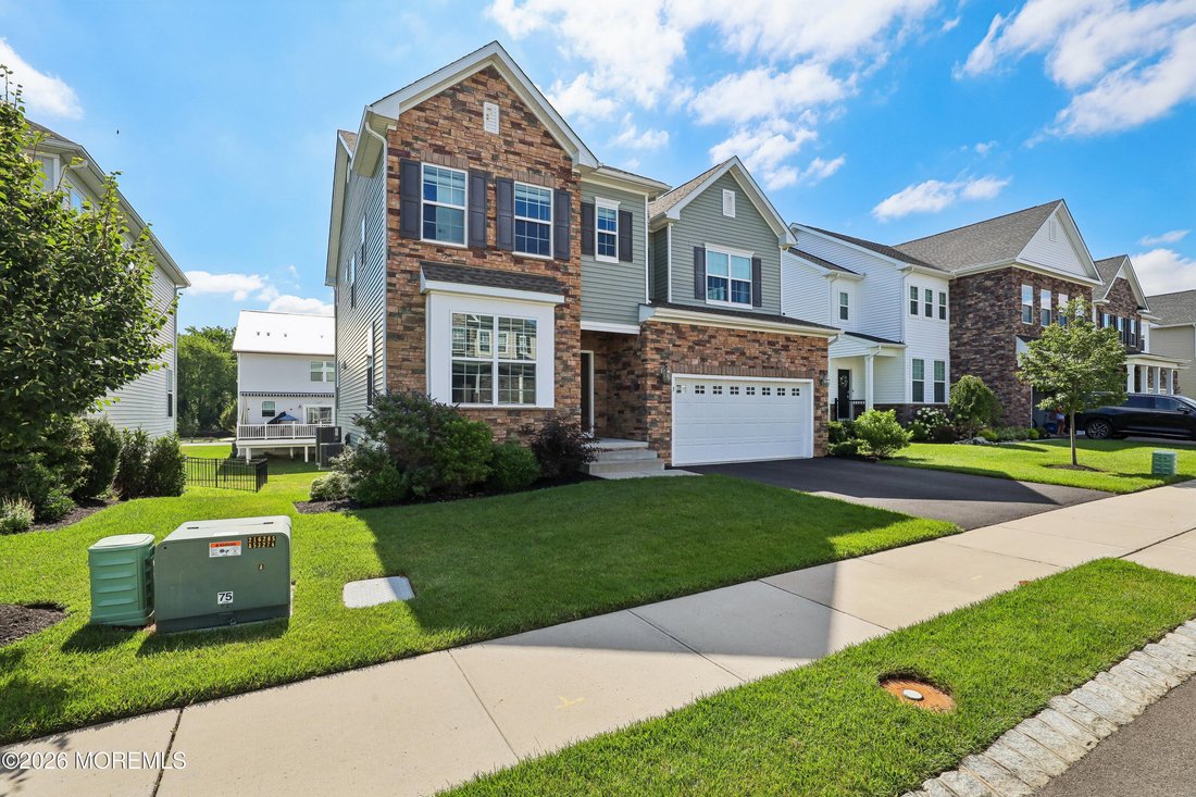 House in Tinton Falls, New Jersey, United States 2 - 18465273