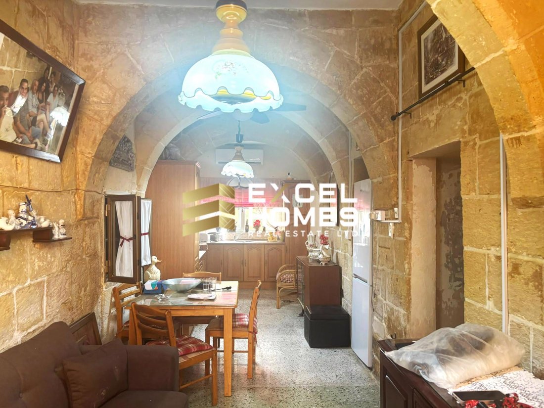 Townhouse in Haz-Zebbug, Malta 1 - 18432337