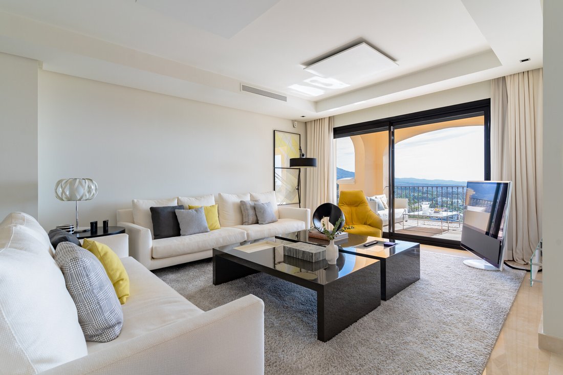 Apartment in La Quinta, Benahavis, Andalusia 3 - 18458717