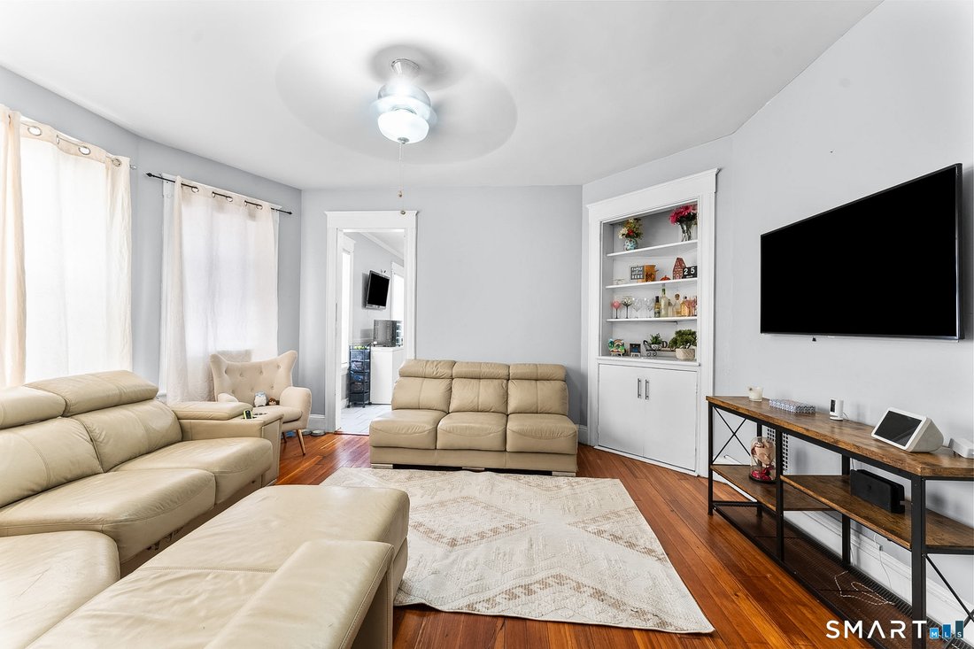 House in Bridgeport, Connecticut, United States 3 - 18465991
