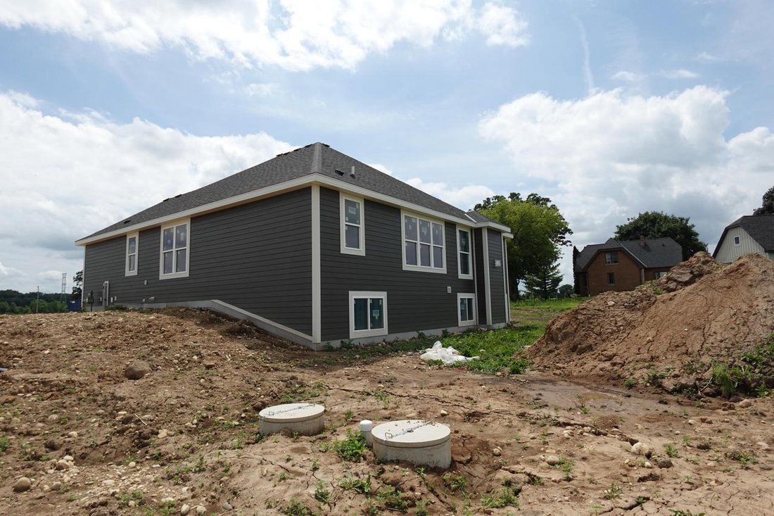 House in Hartland, Wisconsin, United States 4 - 18248045