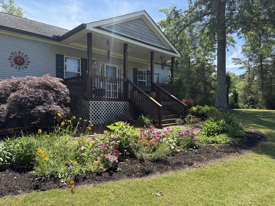 Hartsville, Tennessee, United States 2 - 18456180