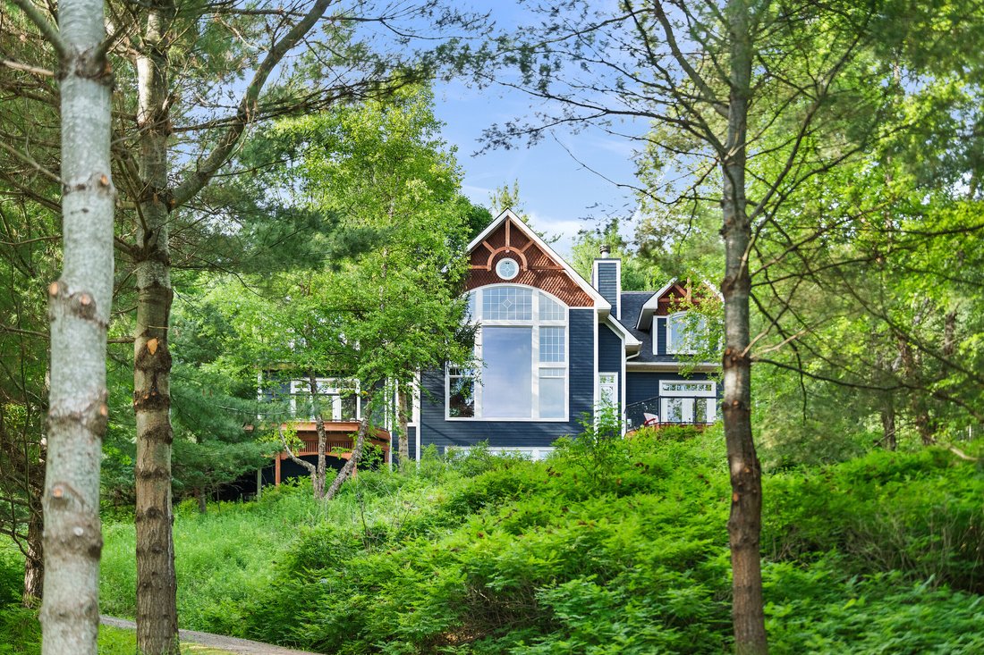 House in Huntsville, Ontario, Canada 3 - 18466629
