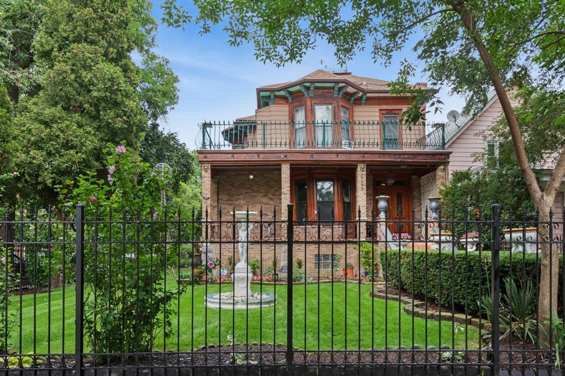 House in Chicago, Illinois, United States 2 - 18464935
