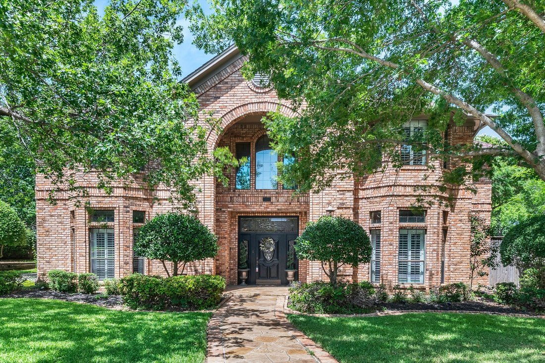 House in Bedford, Texas, United States 2 - 18460165
