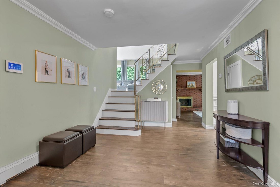 House in Jericho, New York, United States 4 - 18451348