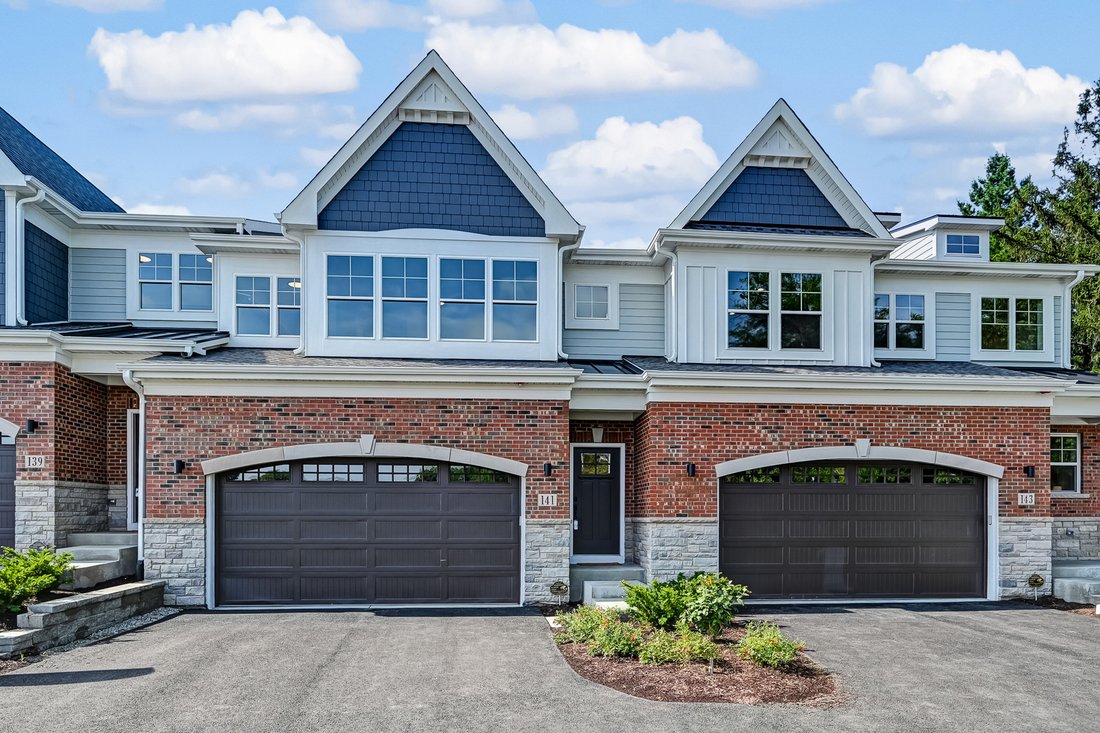 Townhouse in Glen Ellyn, Illinois, United States 1 - 18463972