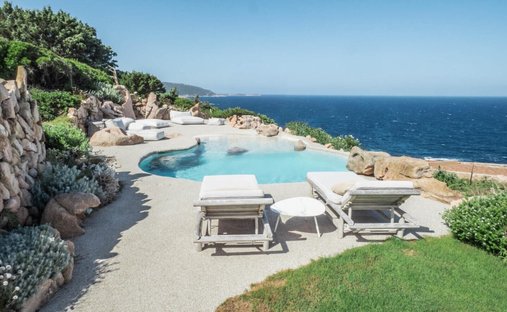 Villa a Trinità d'Agultu e Vignola, Sardegna, Italia 1
