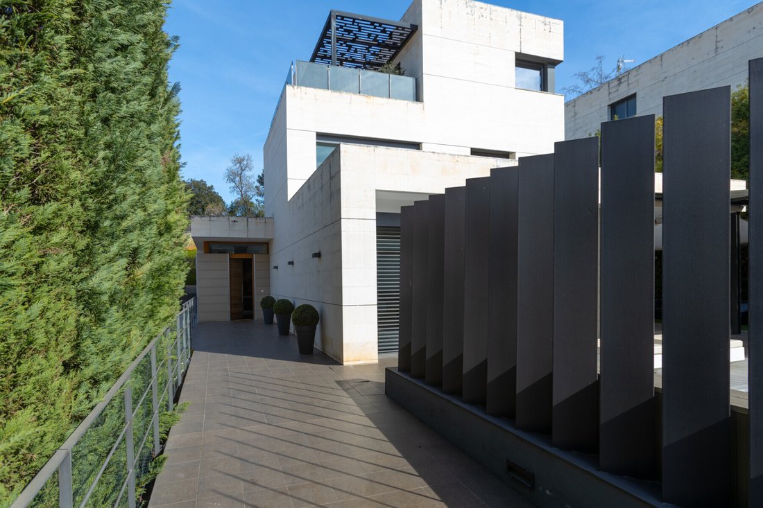 House in Sant Cugat del Valles, Catalonia, Spain 2 - 18471694