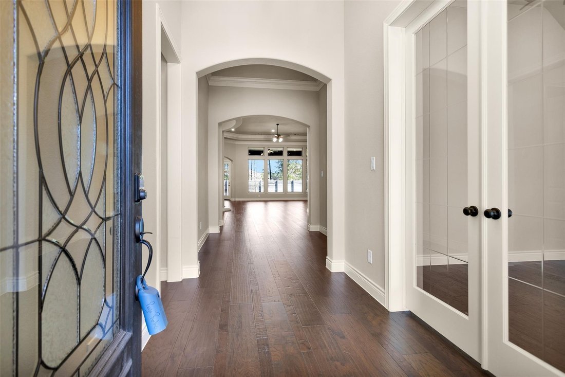 House in Conroe, Texas, United States 3 - 18459901