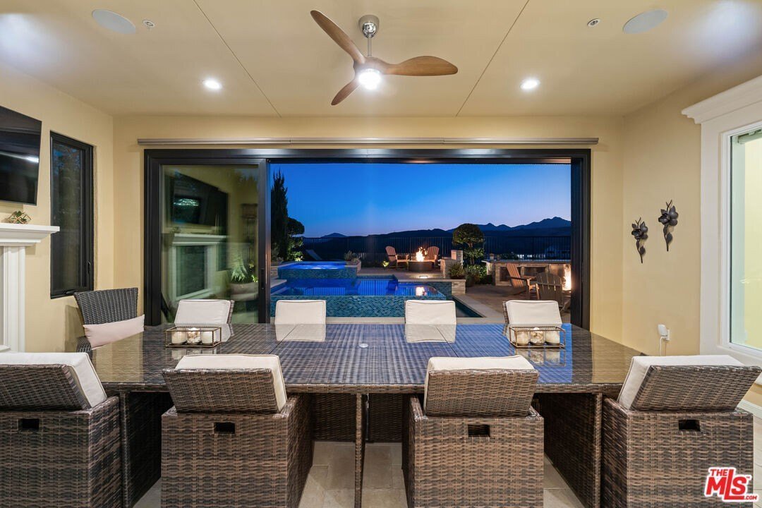 House in Los Angeles, California, United States 4 - 18465071