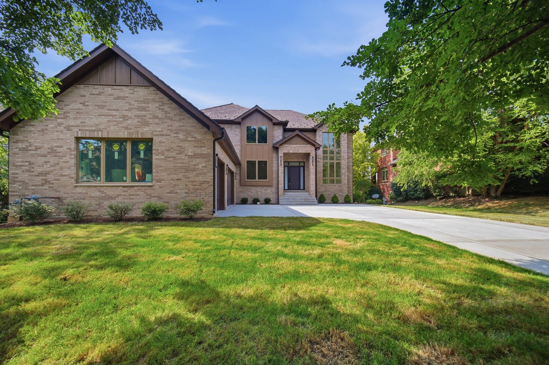 House in Mundelein, Illinois, United States 2 - 17394040