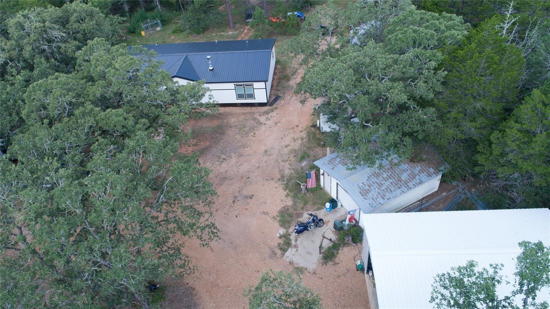 House in Smithville, Texas, United States 5 - 17529847