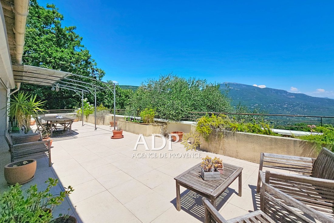 Villa in Le Bar-sur-Loup, Provence-Alpes-Côte d'Azur, France 1 - 18465901