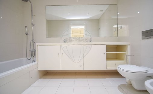 Apartment in Misericordia, Lisbon, Portugal 1