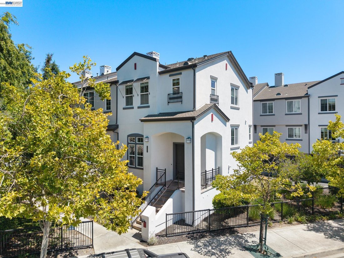 Condo in Dublin, California, United States 1 - 18443226