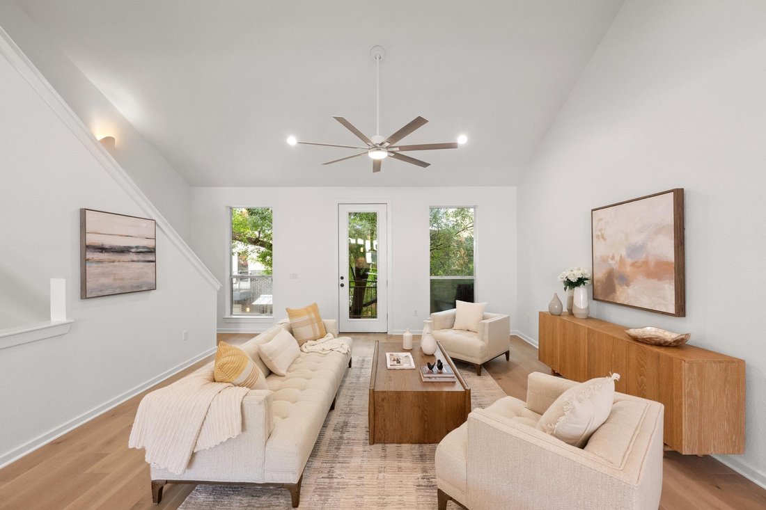 Condo in Austin, Texas, United States 5 - 18459632