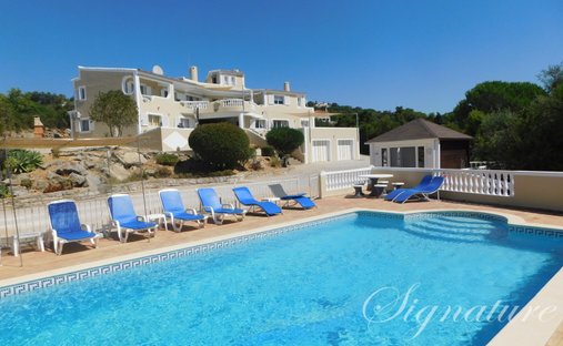 Villa en Santa Bárbara de Nexe, Algarve, Portugal 1