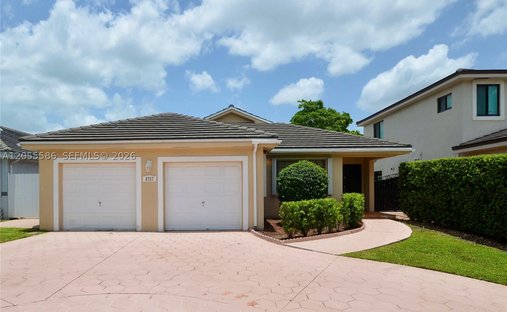 House in Miami Lakes, Florida, United States 1