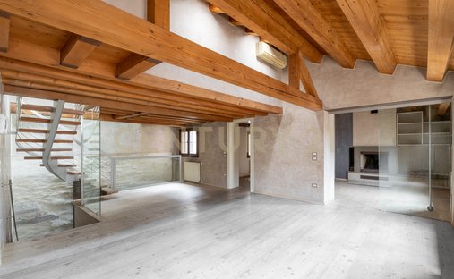 Apartment in Piazza Del Grano - Maggiore, Treviso, Italy 1