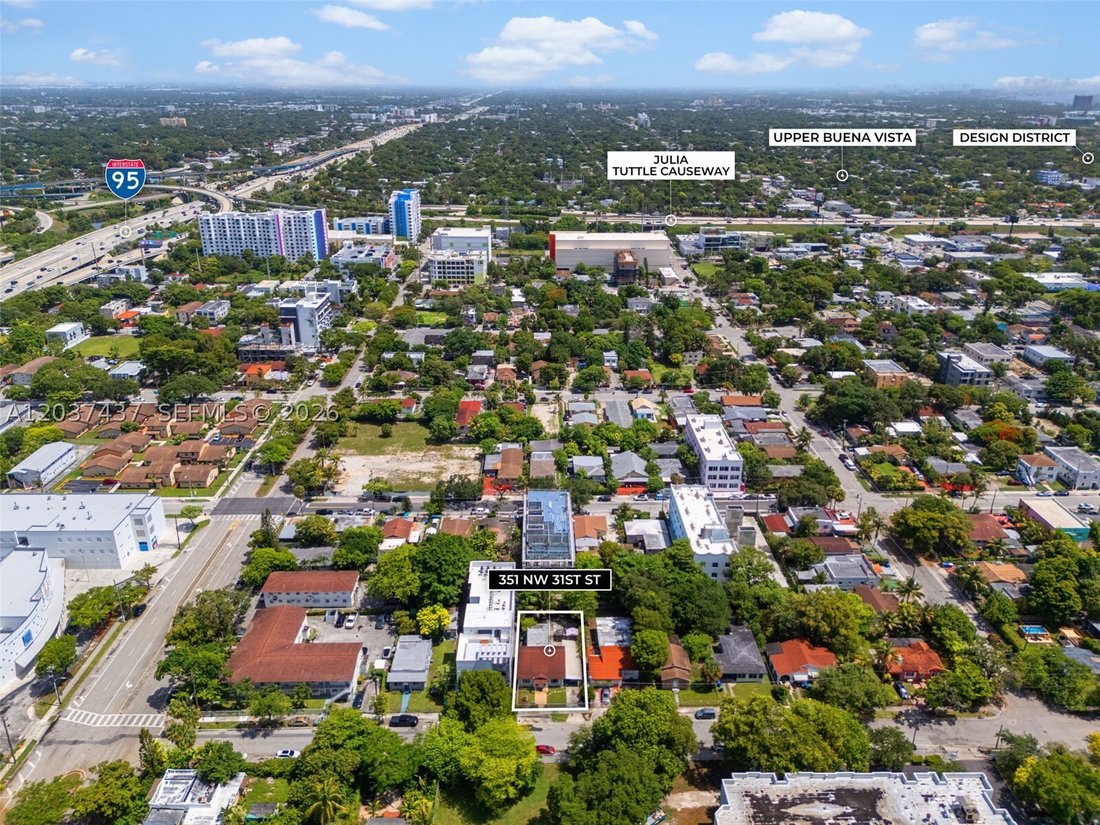 House in Miami, Florida, United States 4 - 18231843