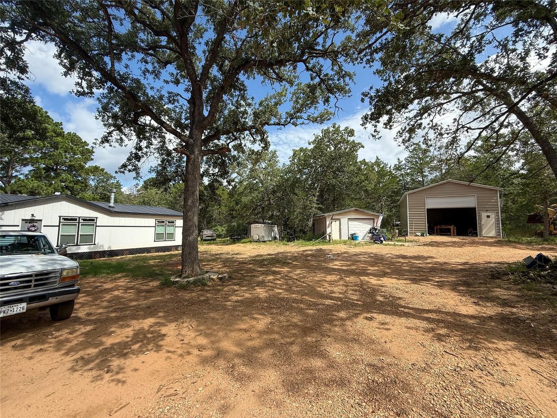 House in Smithville, Texas, United States 3 - 17529847