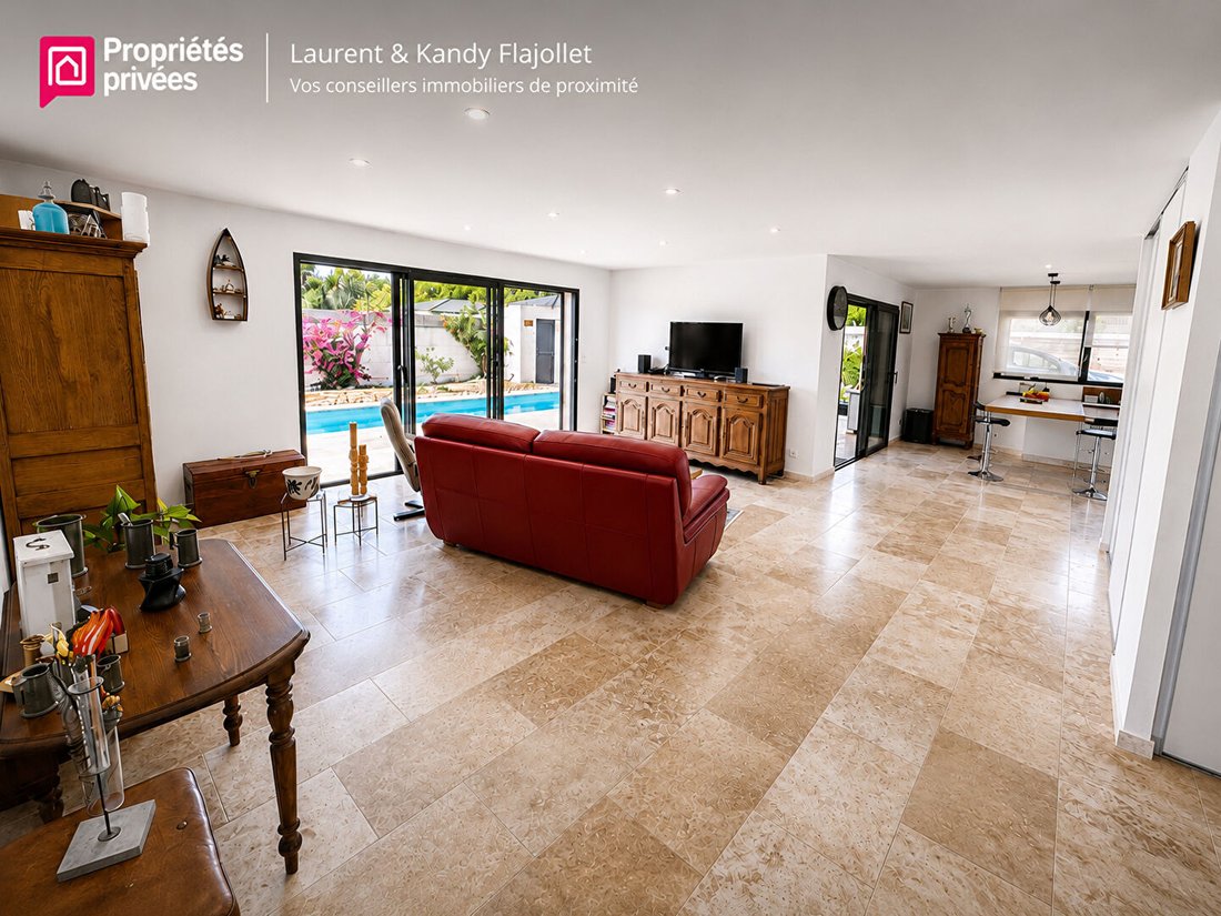 Villa in Sari-Solenzara, Corsica, France 5 - 18469732