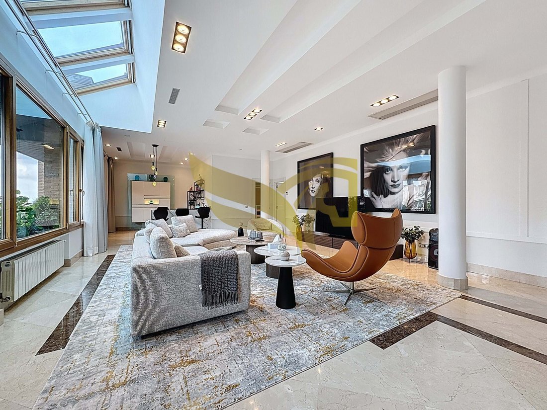 Apartment in Pozuelo de Alarcon, Comunidad de Madrid, Spain 1 - 18463767