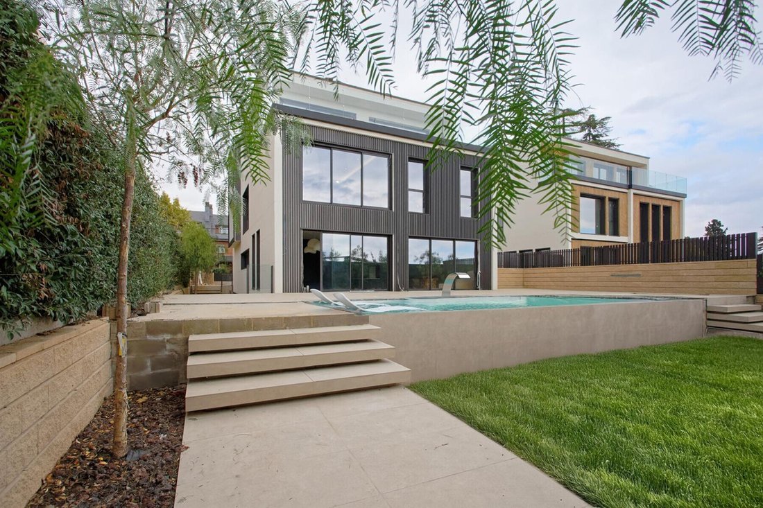 House in Sant Cugat del Valles, Catalonia, Spain 4 - 18471341